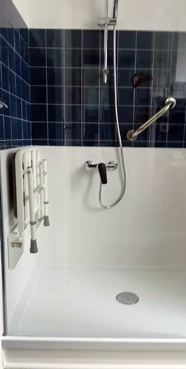 Salle de bains après travaux Salle de bains après travaux
