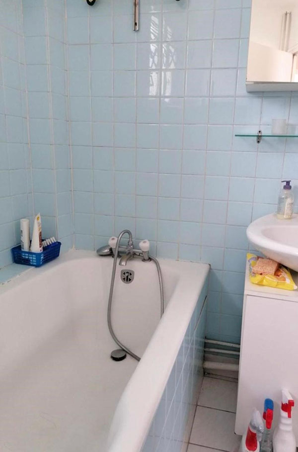 Baignoire avant travaux Baignoire avant travaux